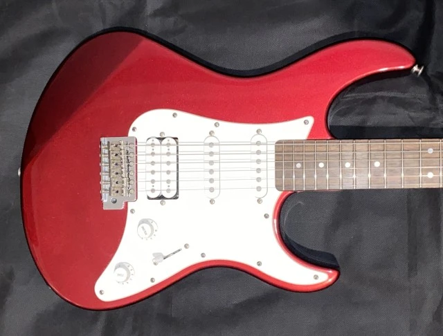 Yamaha Pac 012 Metallic Red 