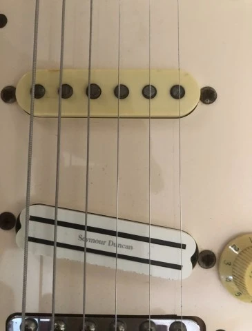 50's mexican fender strat ΣΕ ΑΡΙΣΤΗ ΚΑΤΑΣΤΑΣΗ