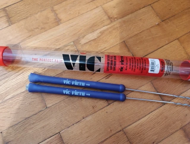 Vic Firth HB Σκουπάκια Ντραμς – Σαν καινούρια