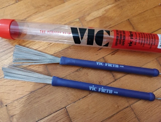 Vic Firth HB Σκουπάκια Ντραμς – Σαν καινούρια