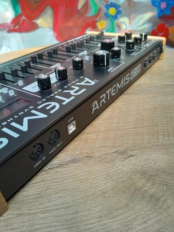 Dreadbox Artemis 6 Voice Analog Synthesizer