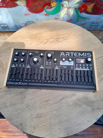 Dreadbox Artemis 6 Voice Analog Synthesizer