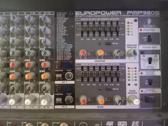 Behringer Europower PMP980S+Behringer Eurolive E1520
