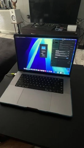 MacBook Pro (16 Inch) - M1 Max - 1TB SSD / 64GB RAM