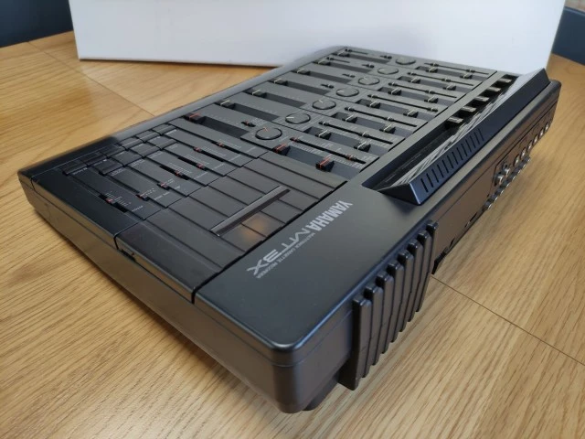 YAMAHA MT3X - 4channel multitrack cassette recorder.