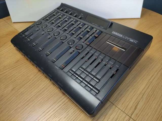 YAMAHA MT3X - 4channel multitrack cassette recorder.