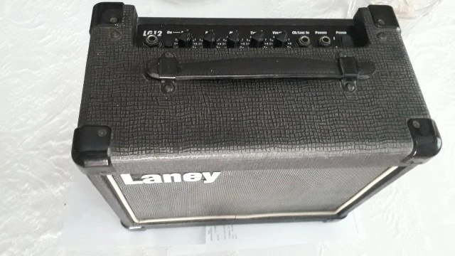 ενισχυτης κιθαρας LANEY IG12 10w
