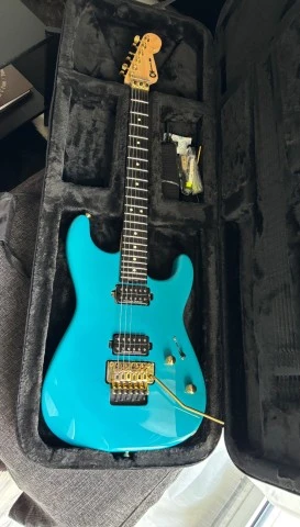 Charvel Pro-Mod San Dimas Miami Blue