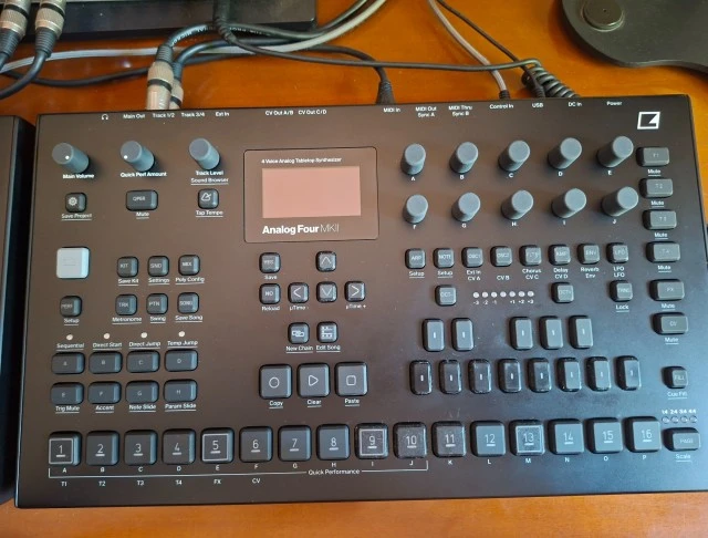 Elektron Rytm &amp; A4 πακέτο 