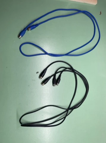 Studio Cable Bundle – 28 Audio &amp; MIDI Cables + Peda
