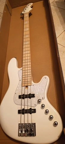 Elrick Cort NJ4 