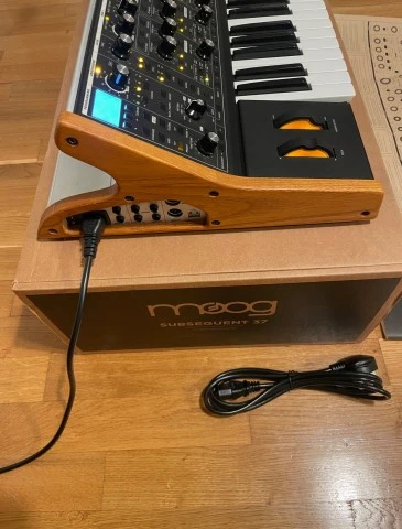 Moog Subsequent 37 (Made in USA)
