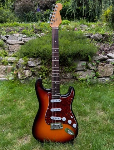 Fender 1998 US Standard Stratocaster 3TS
