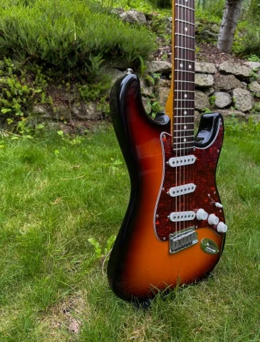 Fender 1998 US Standard Stratocaster 3TS