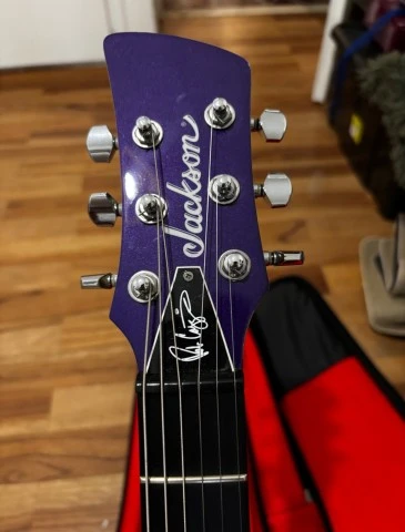 Jackson Robb Caggiano Shadowcaster 650€