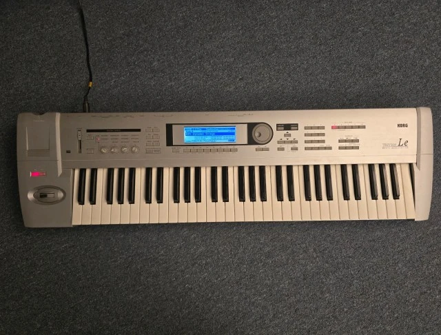 KORG TRITON LE 61