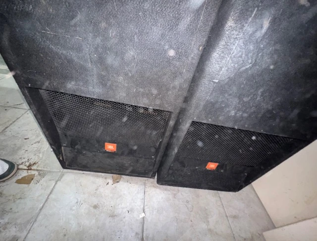 Πωλούνται Ζεύγος Ενεργά Subwoofer JBL SoundFactor SF22S
