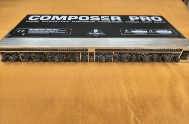 Behringer Composer Pro MDX 2200 – Δικάναλος Compressor/