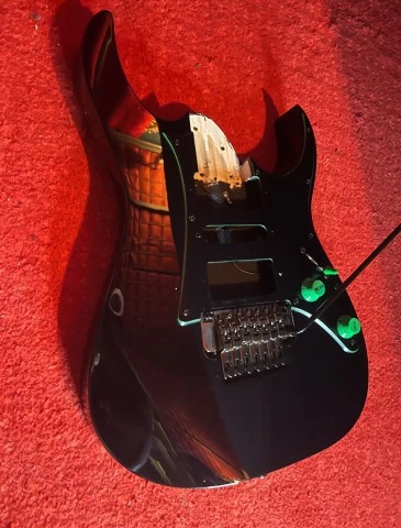 Ibanez Universe Body/Tremolo 