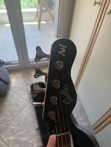 Godin A4(2000) fretted 