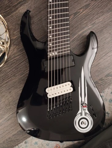 Harley Benton 458bk multi scale 8 string 