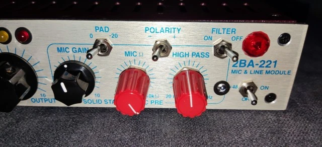 Summit Audio 22ba 221 mic/line Preamp.