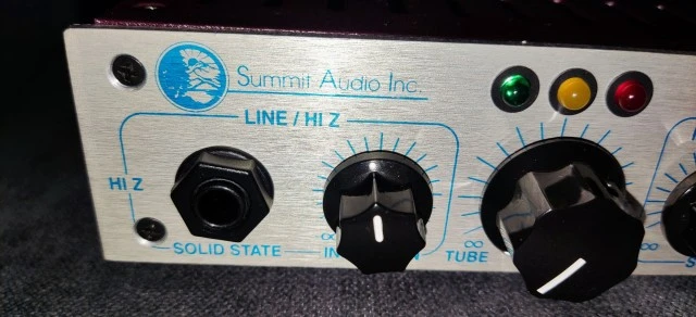 Summit Audio 22ba 221 mic/line Preamp.