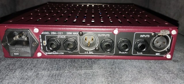 Summit Audio 22ba 221 mic/line Preamp.