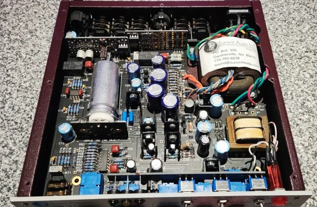 Summit Audio 22ba 221 mic/line Preamp.