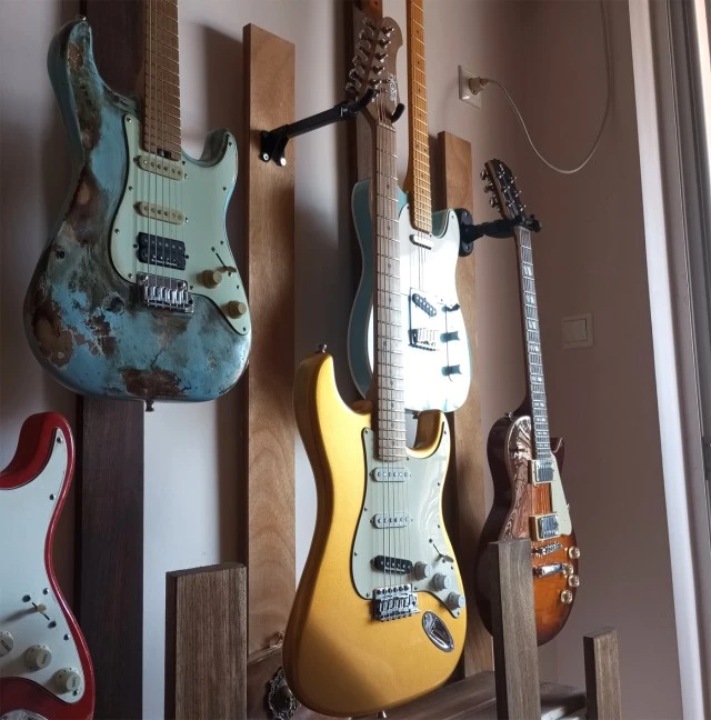 *UPGRADED SUPER STRAT* JET JS300