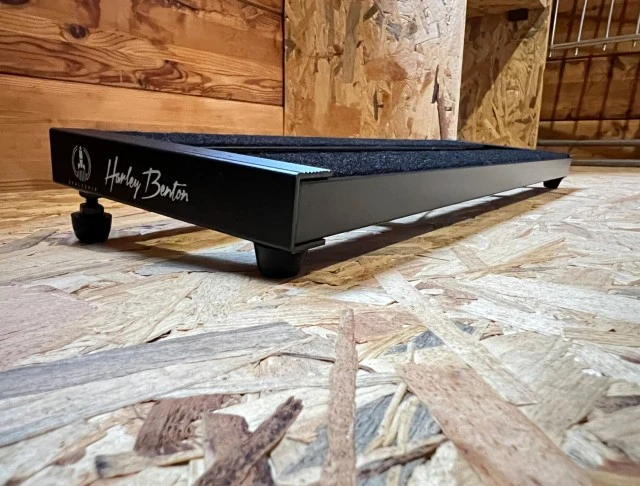pedalboard Harley Benton SpaceShip 50C με θήκη μεταφορά