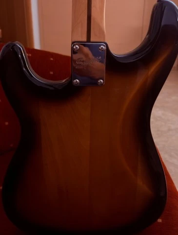 SQUIER BULLET STRATOCASTER HT HARD TAIL