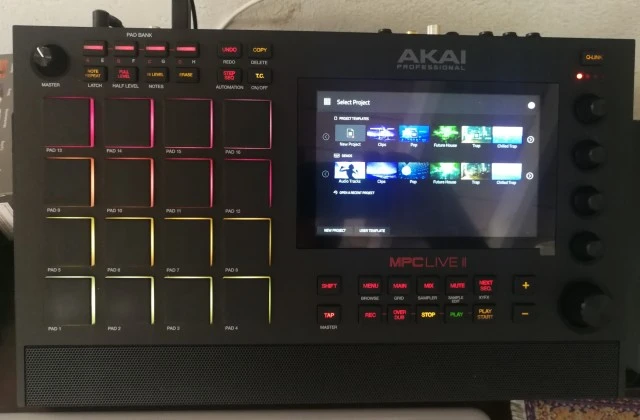 Akai MPC Live II