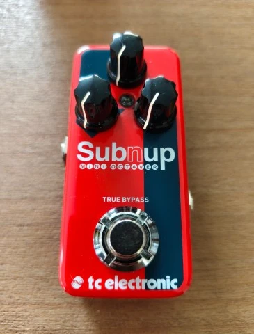 TC Electronic Sub 'N' Up Mini Octaver με κουτί & απ