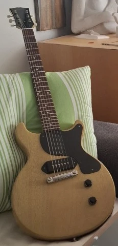  Junior dc 58 ressiue tv yellow custom shop