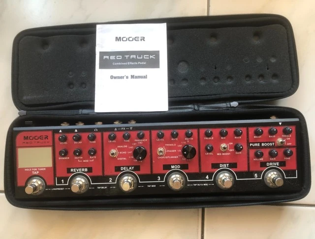 MOOER RED TRUCK ΠΟΛΥ ΕΦΕ ΣΕ ΑΡΙΣΤΗ ΚΑΤΑΣΤΑΣΗ ΜΕ ΘΗΚΗ