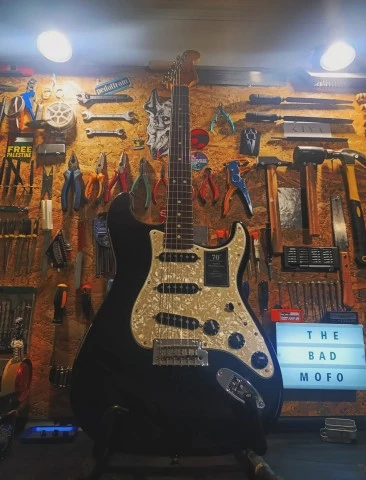 Πωλείται 70th Anniversary limited edition Stratocaster 