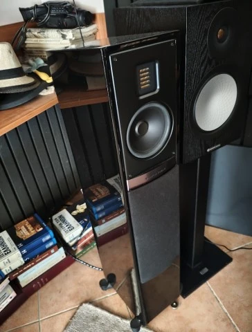 MARTIN LOGAN Motion 20i
