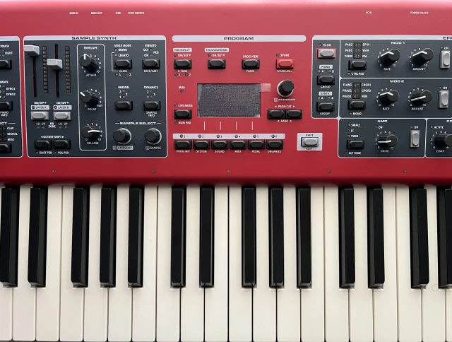 Nord Piano 6 - 88 - Εντός Εγγύησης 