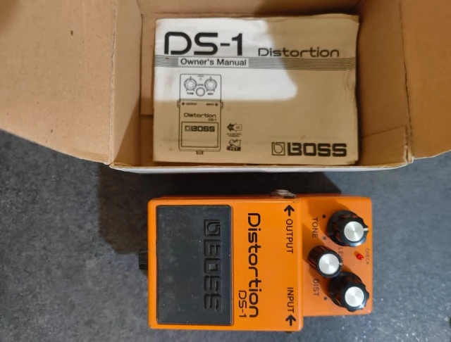 Boss DS-1 Distortion (με αυθεντικό manual)