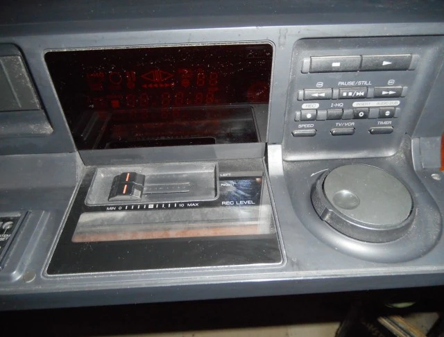 Video Akai VS - F 1000
