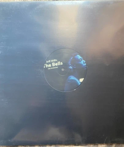 Jeff Mills – Πωλείται Συλλογή 20 Αυθεντικών Vinyls
