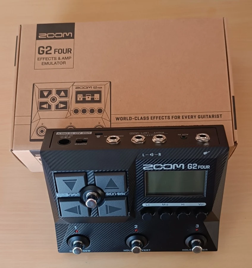 Zoom g2 four