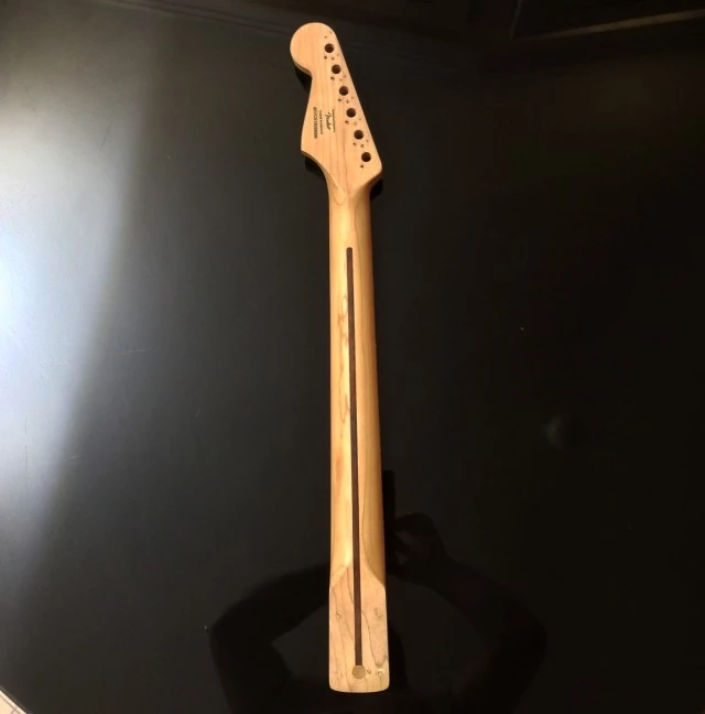 SQUIER BULLET STRAT NECK