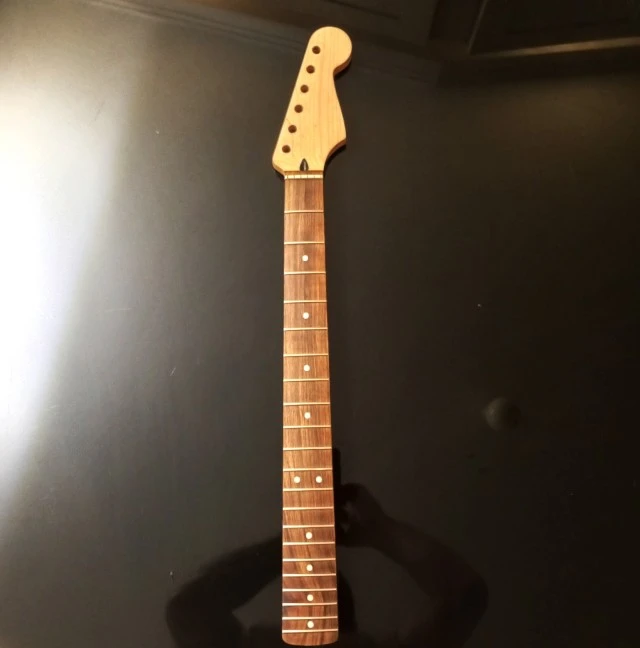 SQUIER BULLET STRAT NECK