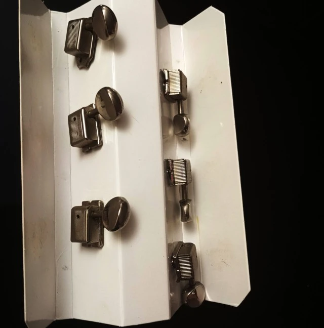 SQUIER BULLET STRAT NECK
