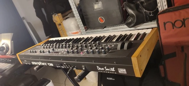 Dave Smith Prophet 8