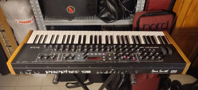 Dave Smith Prophet 8