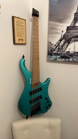 Πωλείται Ibanez EHB-1005SMS (multiscale , short scale)