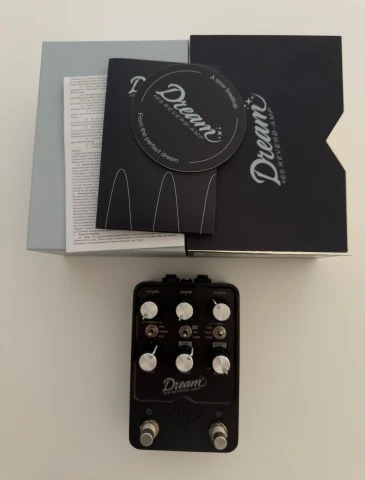 Universal Audio Dream '65 pedal
